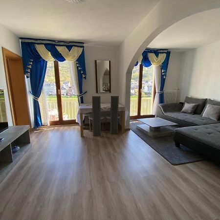 Holiday Apartment Mit Moselblick Im Moselhaus Cochem Exterior photo
