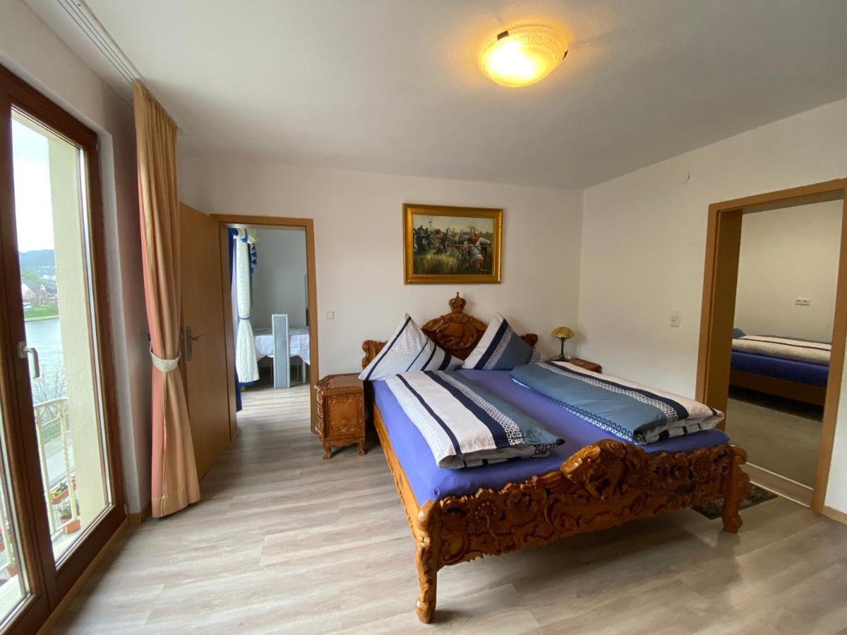 Holiday Apartment Mit Moselblick Im Moselhaus Cochem Exterior photo